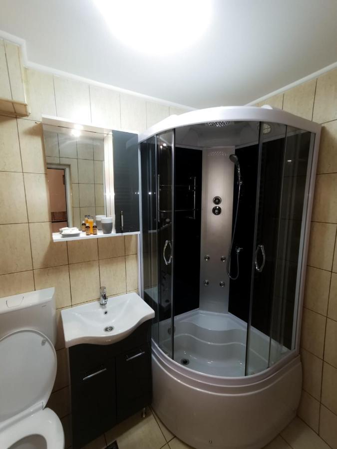 105500 Apartment Buşteni Esterno foto