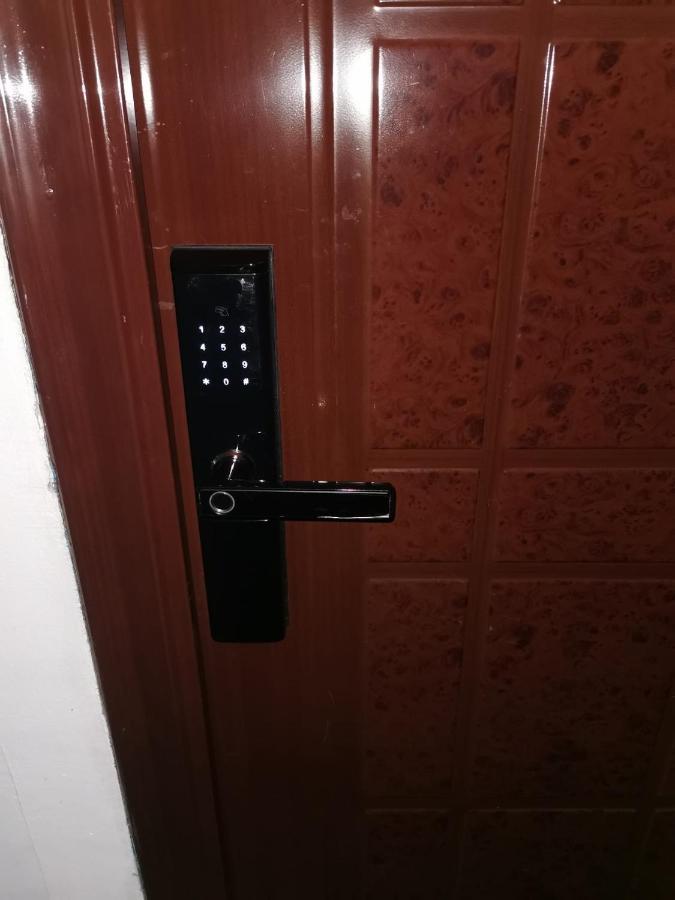 105500 Apartment Buşteni Esterno foto
